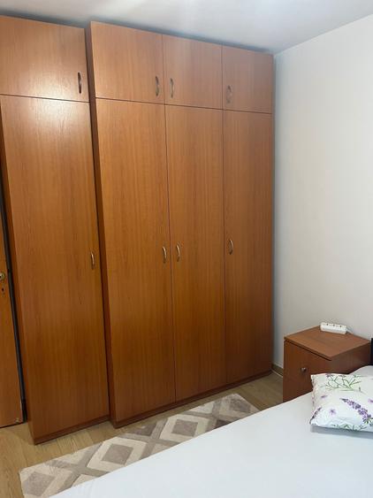 Apartament cu 2 camere semidecomandat în Brâncoveanu