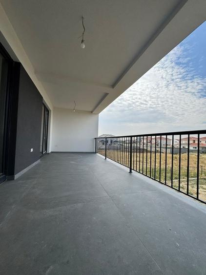 Apartament cu 3 camere decomandat în Moșnița Nouă