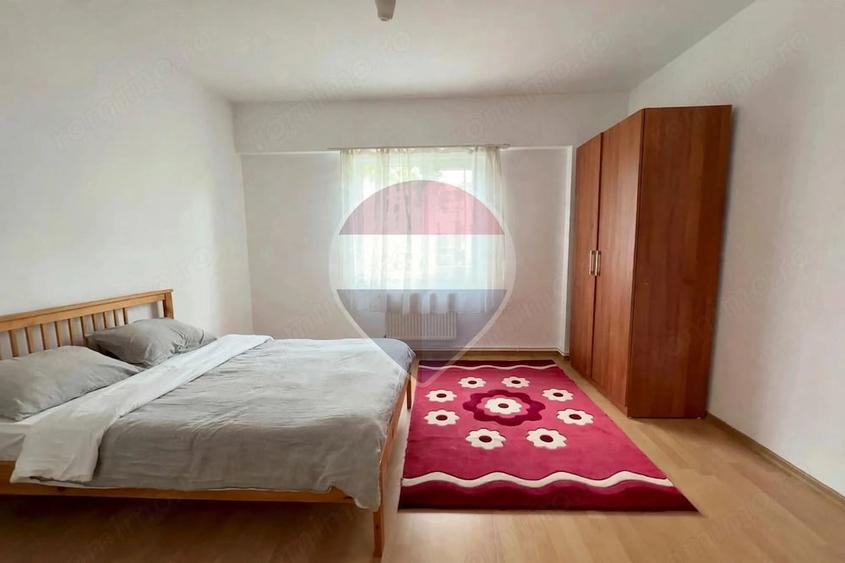 Apartament cu 3 camere decomandat în Filiași