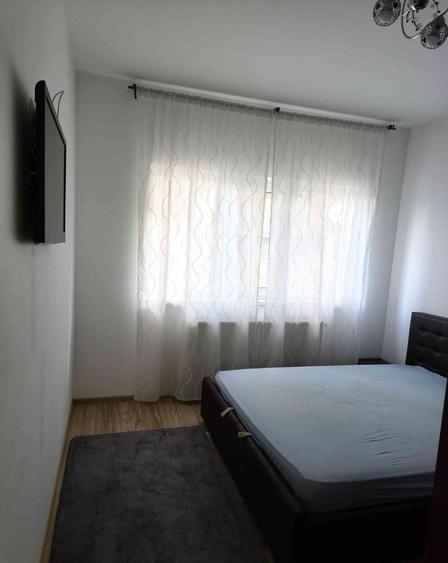 Apartament cu 2 camere decomandat în Păcii