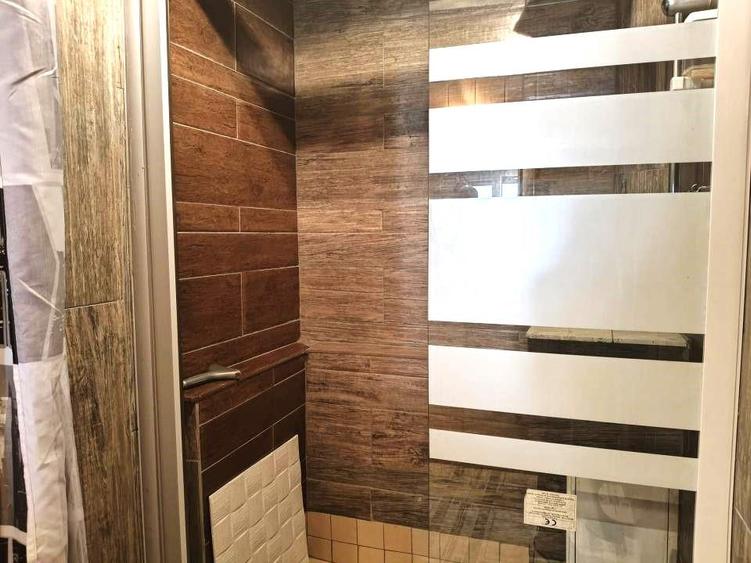 Apartament cu 4 camere decomandat în Viziru 3
