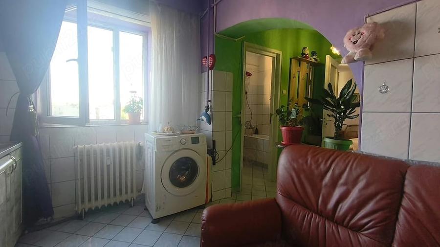 Apartament cu 2 camere decomandat în Gojdu