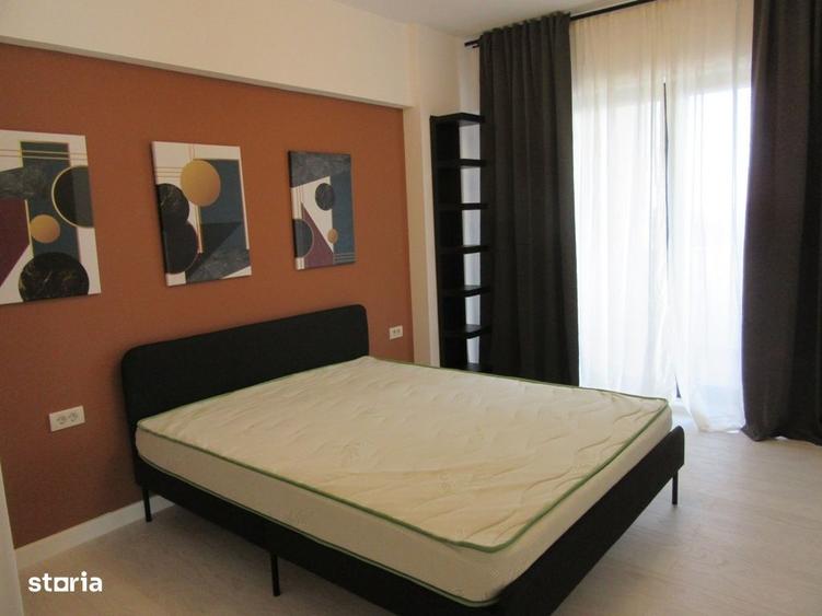 Apartament cu 3 camere semidecomandat, mobilat în Fundeni