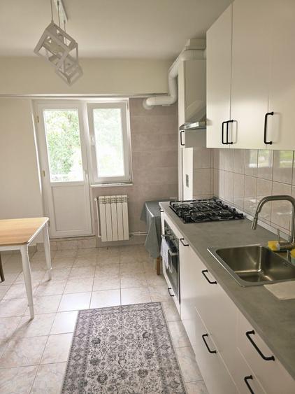 Apartament cu 2 camere decomandat în Tineretului