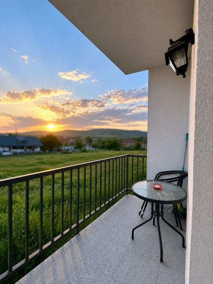 Apartament cu 2 camere semidecomandat, mobilat în Florești