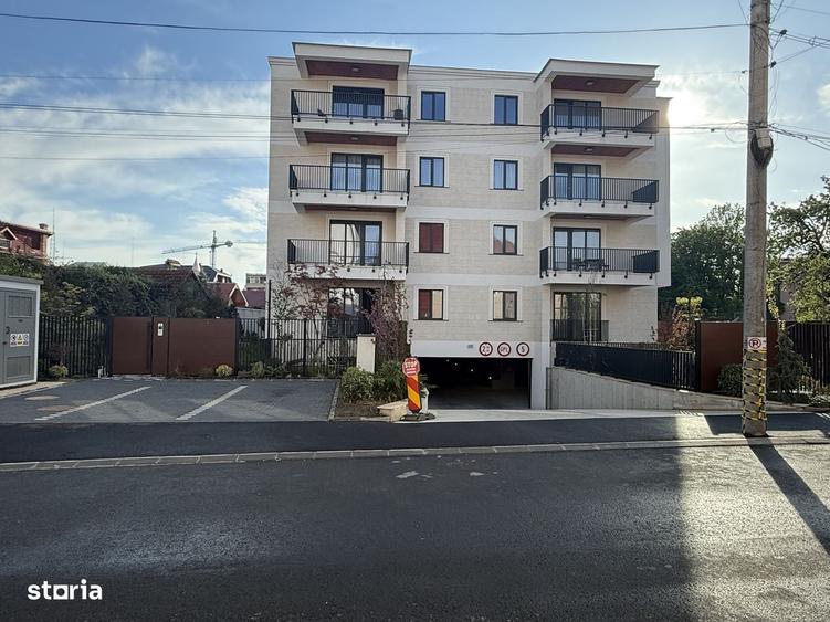 Apartament cu 3 camere decomandat în Ultracentral