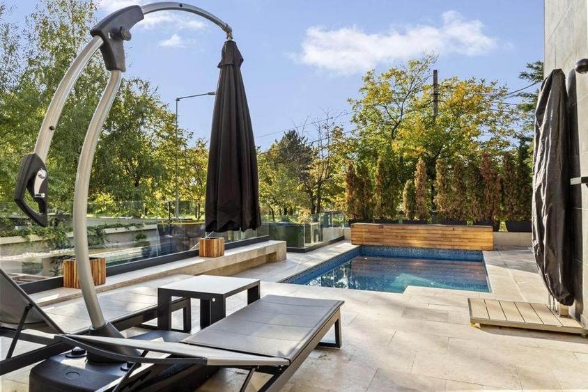 Casă individuală cu 8 camere cu Piscina în Floreasca