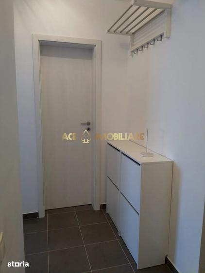 Apartament cu 2 camere, mobilat în Central