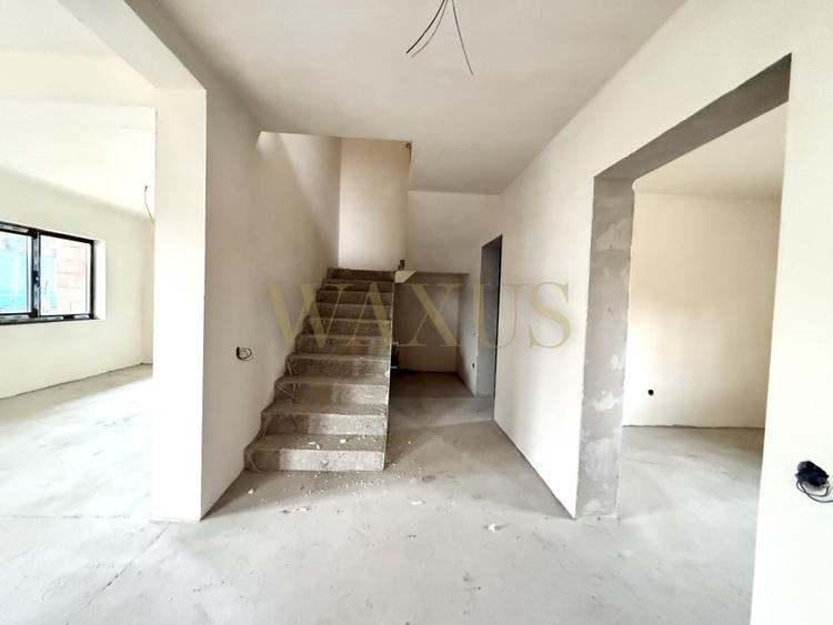 Duplex cu 5 camere cu Canalizare în Gilău