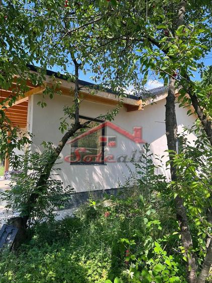 Casă cu 6 camere cu Teren 1030 Mp în Central