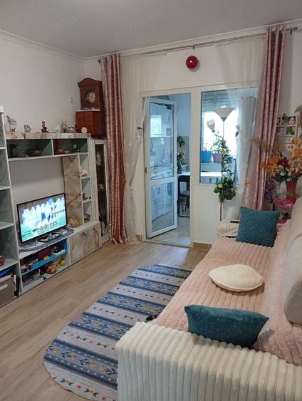 Apartament cu 2 camere decomandat în Chiajna