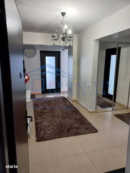 Apartament cu 3 camere decomandat în Burdujeni