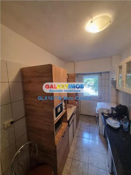 Garsonieră decomandată în 13 Septembrie