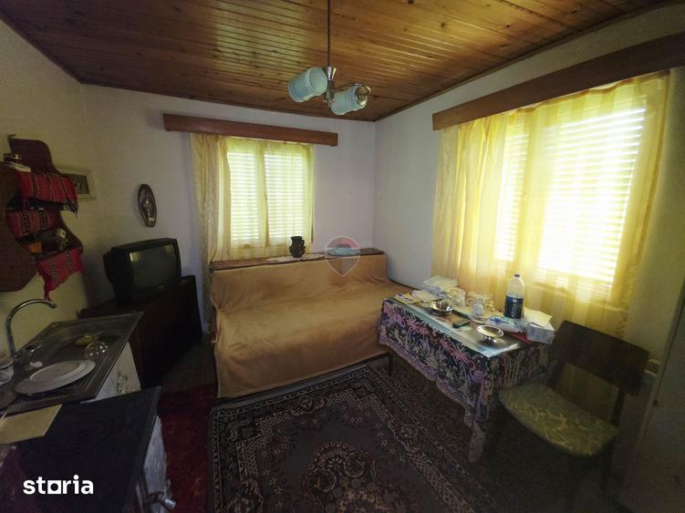 Casă cu 3 camere cu Teren 803 Mp în Alexandru cel Bun