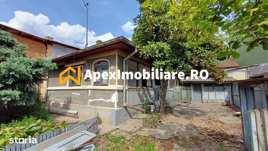 Casă cu 2 camere cu Teren 170 Mp în Tei