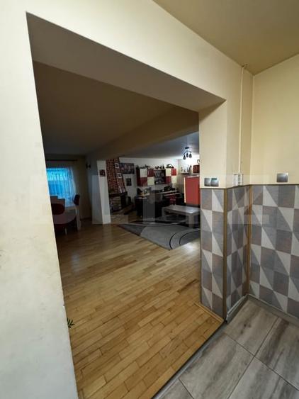 Casă individuală cu 4 camere cu Canalizare în Sâncraiu de Mureș