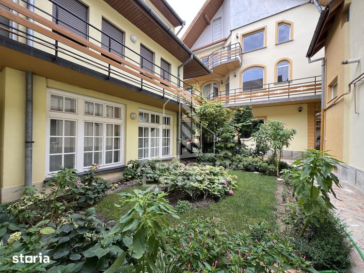 Apartament cu 4 camere în Central