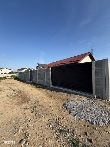 Casă cu 3 camere cu Teren 358 Mp în Joița