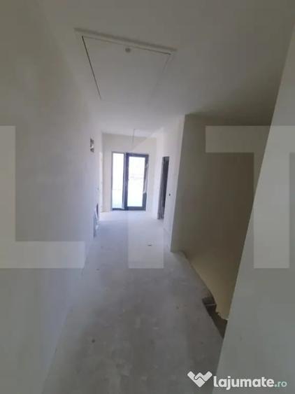 Casă cu 5 camere cu Teren 604 Mp în Giarmata