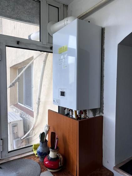 Apartament cu 2 camere decomandat în Exterior Vest