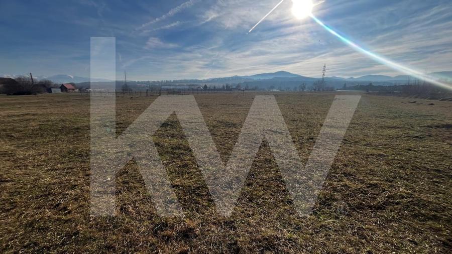 Teren Construcții intravilan de 712 mp, în Periferie