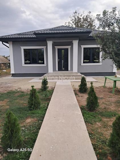 Casă cu Teren 1267 Mp în Milcovățu