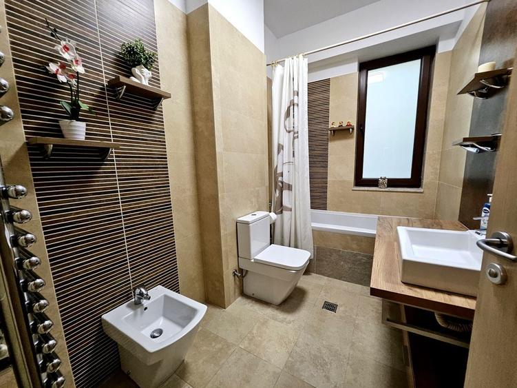 Apartament cu 4 camere, mobilat în Herăstrău