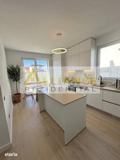 Casă cu 5 camere cu Teren 300 Mp în Central