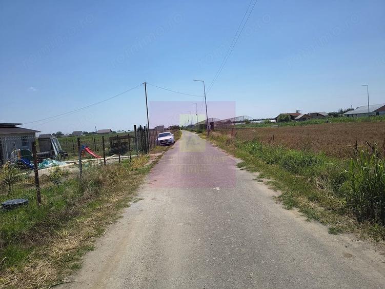 Teren de 582 mp, în Copăceni