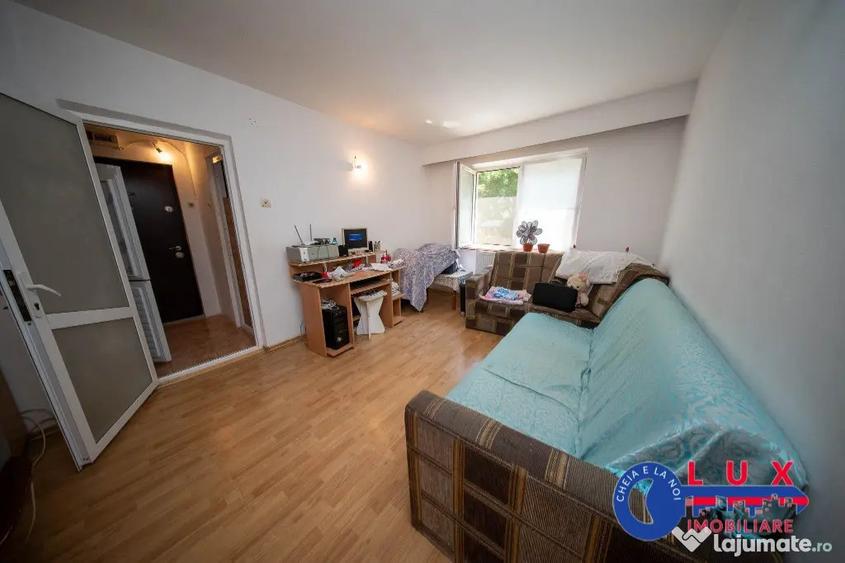 Apartament cu 2 camere semidecomandat în Babadag