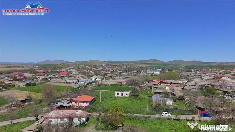 Teren în Zebil
