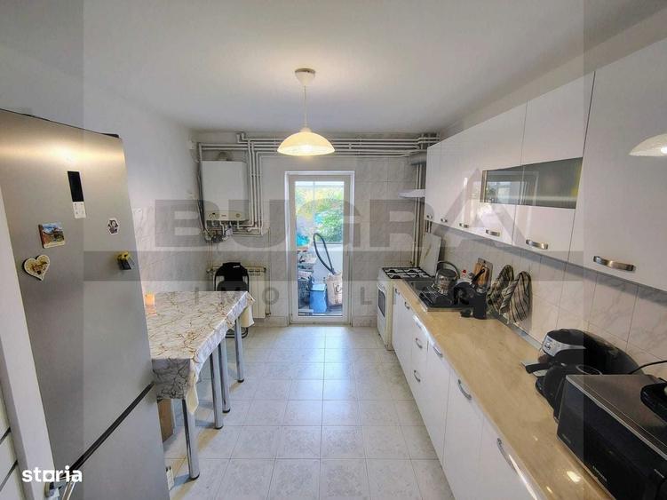 Apartament cu 3 camere decomandat în Central — fotografia 3