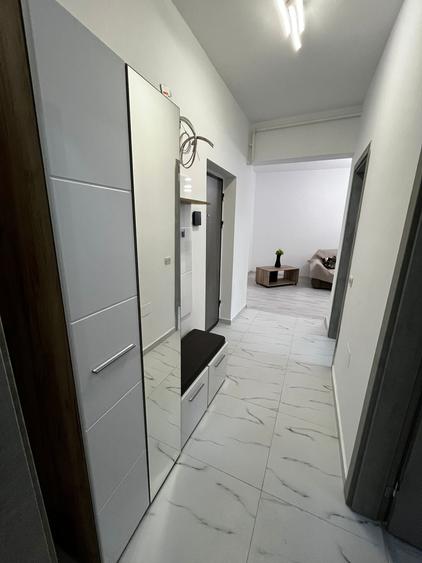 Apartament cu 2 camere decomandat în Militari