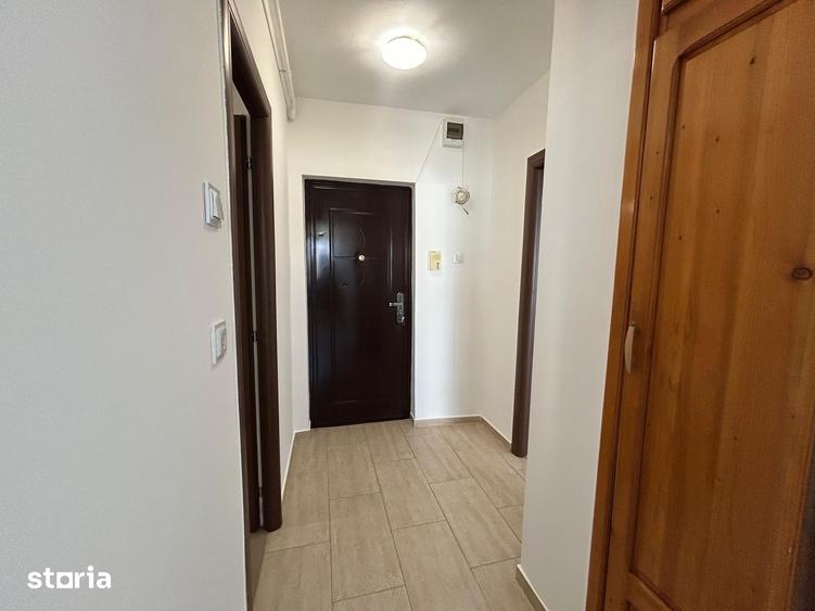 Garsonieră decomandată în Florilor
