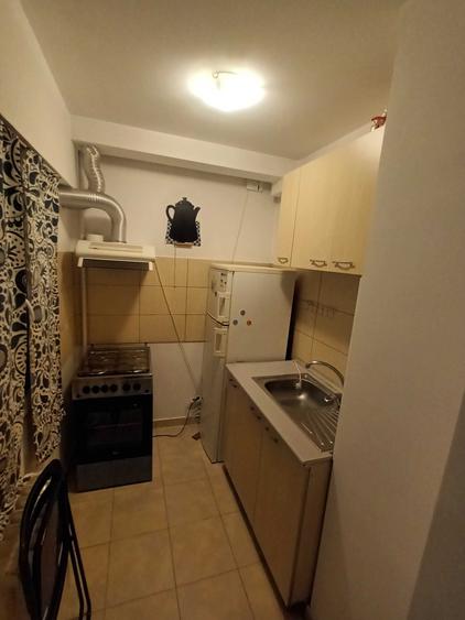 Garsonieră decomandată în Lujerului
