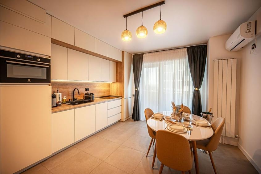 Apartament cu 2 camere decomandat în Năvodari