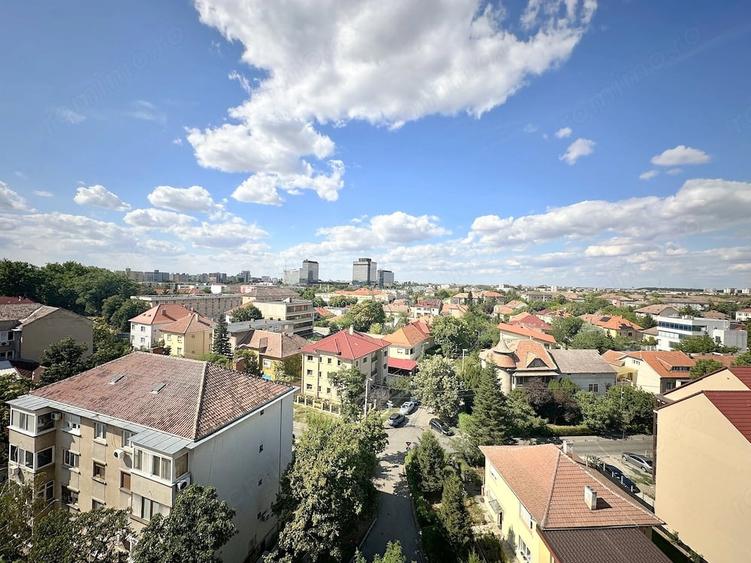Apartament cu 3 camere decomandat în Ultracentral