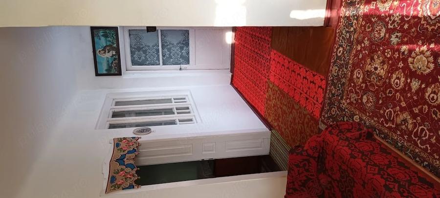 Casă cu 6 camere cu Teren 1323 Mp în Leorinț