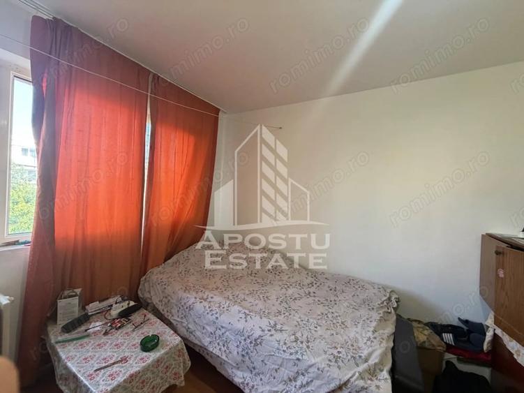 Garsonieră nedecomandată în UMT