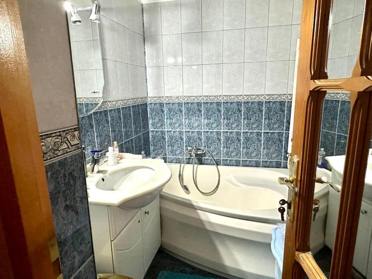 Apartament cu 2 camere semidecomandat în Alexandru cel Bun