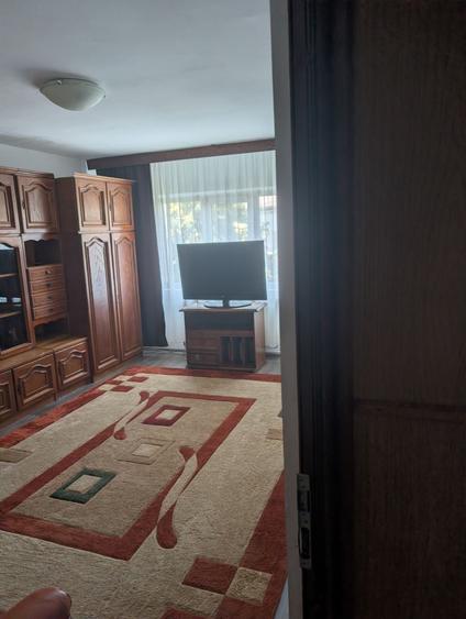 Apartament cu 2 camere decomandat în Traian