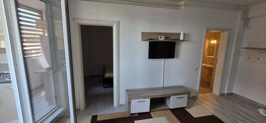 Garsoniera tip studio (dormitor separat) - 2