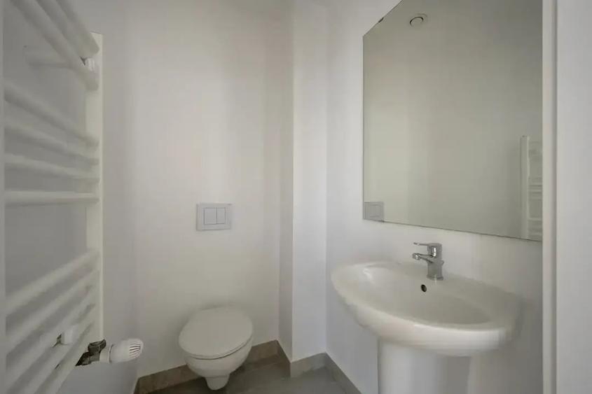 Apartament cu 3 camere decomandat în Nord