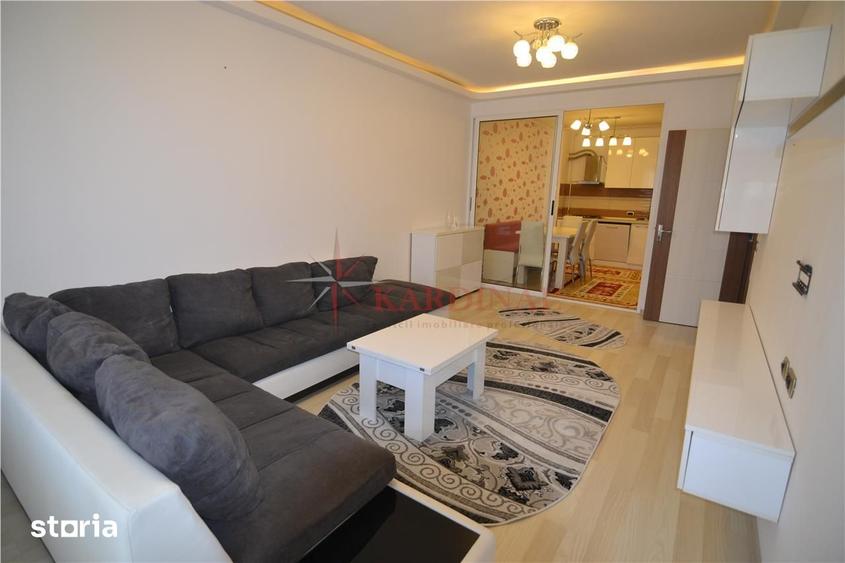 Apartament cu 3 camere decomandat, mobilat în Tractorul