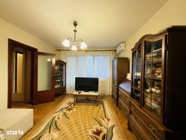 Apartament cu 3 camere semidecomandat, mobilat în Iosefin