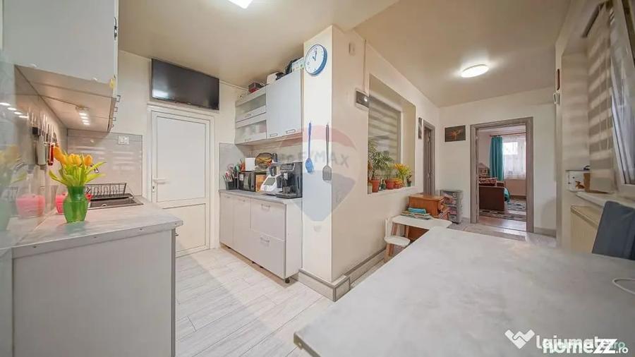 Casă cu 3 camere cu Teren 302 Mp în Griviței