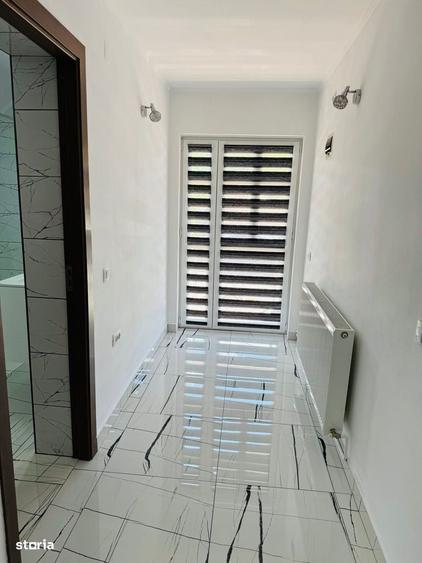 Casă cu 4 camere cu Teren 300 Mp în Sălătrucel