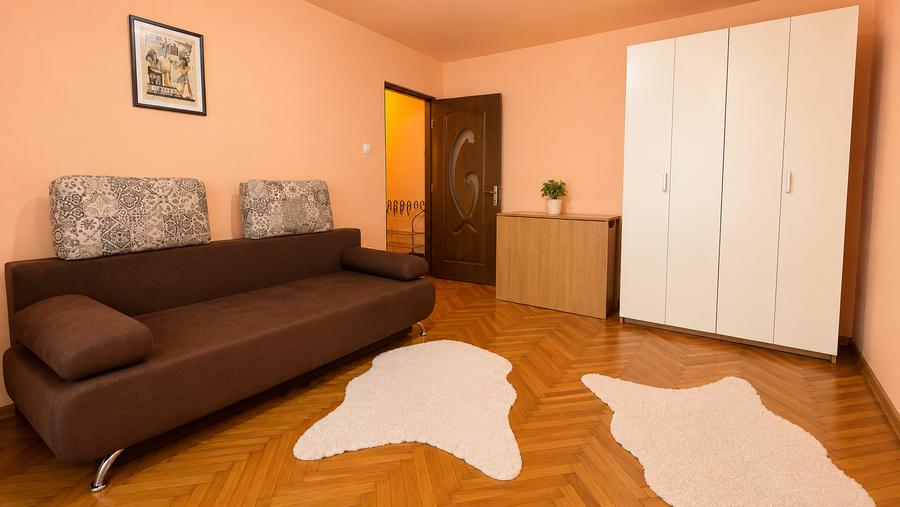Apartament cu 2 camere în Girocului