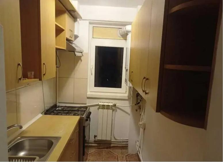 Apartament cu 2 camere nedecomandat, mobilat în Tătărași