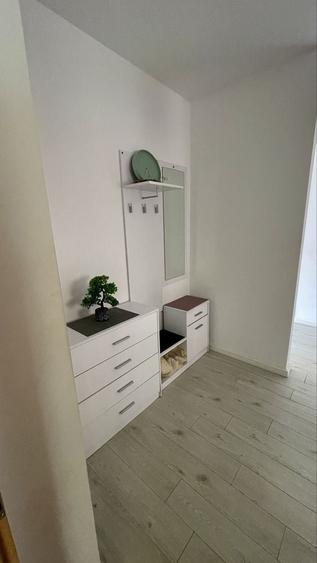 Apartament cu 2 camere nedecomandat în Aradului
